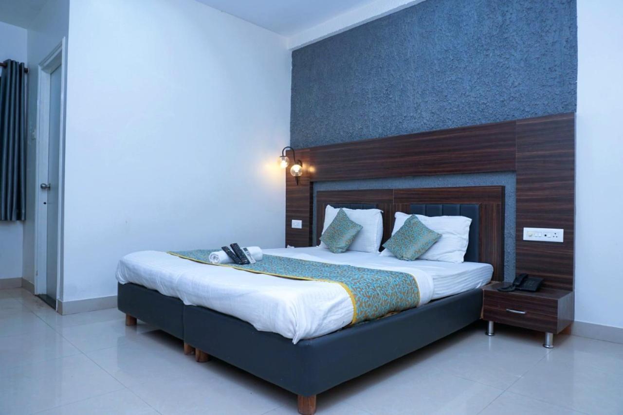 Hotel Shree Gayatri Inn Nagpur Buitenkant foto