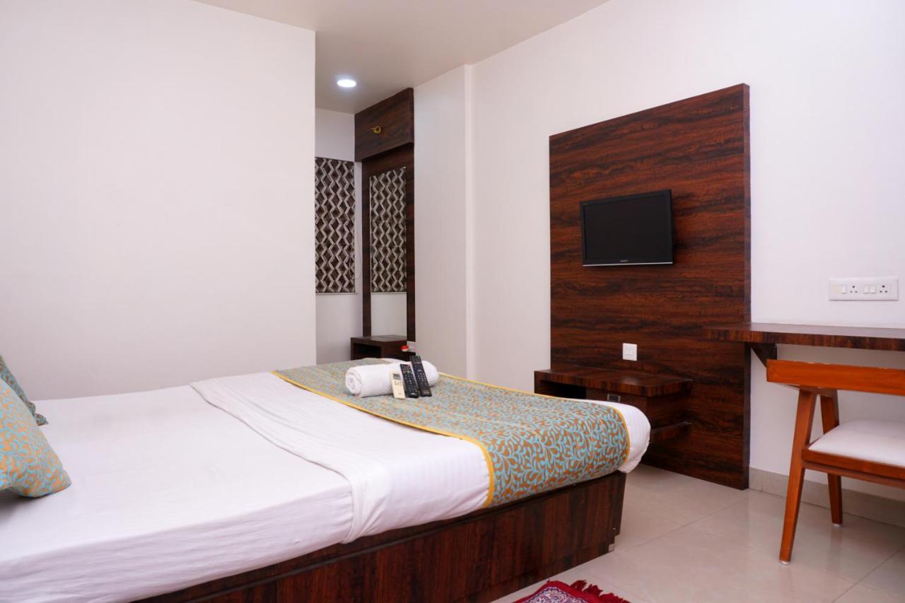 Hotel Shree Gayatri Inn Nagpur Buitenkant foto